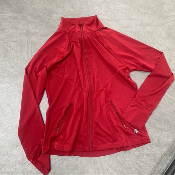 Lightweight Red Running Zip-up with Thumbholes - Picture 2 of 3